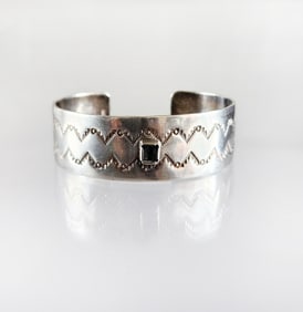 Estate Vintage Native American Navajo Sterling Silver Cuff Bracelet