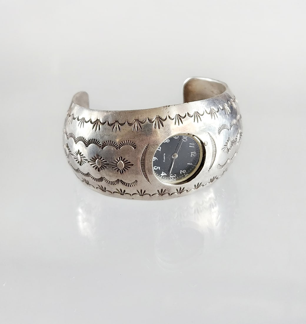 Estate Vintage Native American Sterling Navajo Cuff  Bracelet Watch (1 of 6)