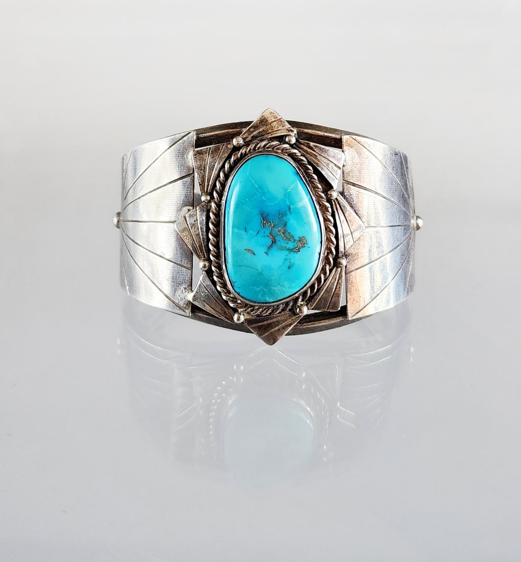 Estate Vintage Prince Trading Co Native American Sterling Silver & Turquoise Cuff Bracelet (1 of 9)