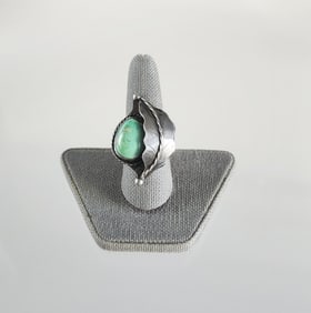 Estate Vintage Native American Navajo Sterling Silver & Turquoise Ring, Size 8