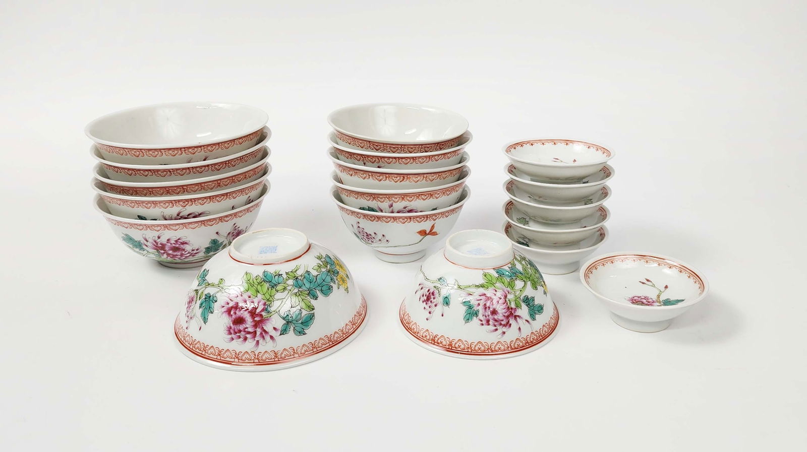 Set of 18 Chinese Export Yawan Collection Famille RosePorcelain Bowls & Cups (1 of 11)