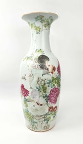 Antique Chinese Large Qianjiang Cai Porcelain Vase with Rooster