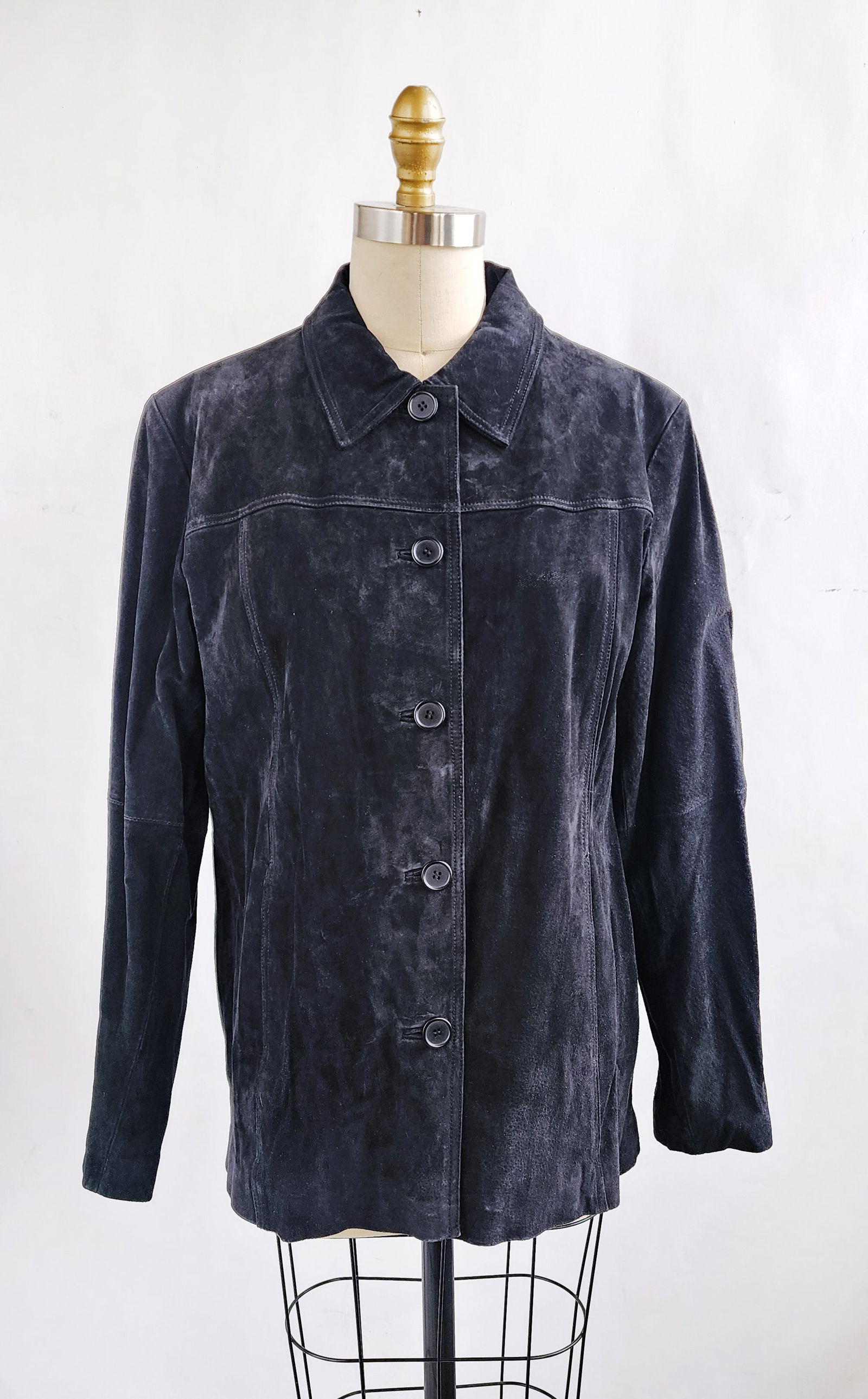New Excelled Collection Black Suede Jacket, Sz XL: Excelled Collection Black Suede Jacket, size XL. Brand new condition. Provenance: Estate of Victoria Salter (1944-2024) Victoria Salter was the daughter of Harry Salter, creator of the Name That Tune