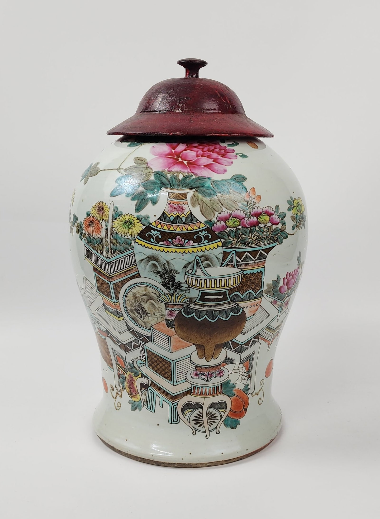 Antique Chinese Qianjian Cai Porcelain Large Jar (1 of 7)