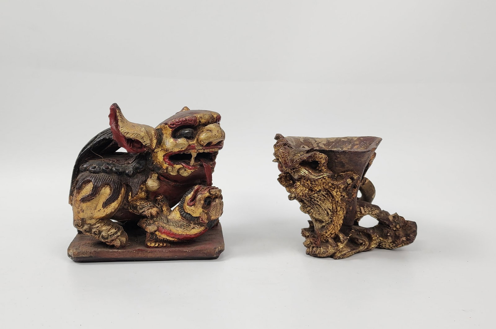 Lot of 2 Antique Chinese Carved & Gilt Wood Foo Dog & Libation Cup (1 of 6)