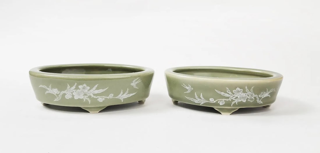 Pair of Chinese Jingdezhen Celadon Glazed & Enameled Bonsai Planters: Pair of Chinese Jingdezhen Celadon Glazed & Enameled Oval Bonsai Planters, ca. mid 20th century. H. 2.25 x 7 x 5 inches. Provenance: Estate of a New York collector/ dealer. The collection assembled be