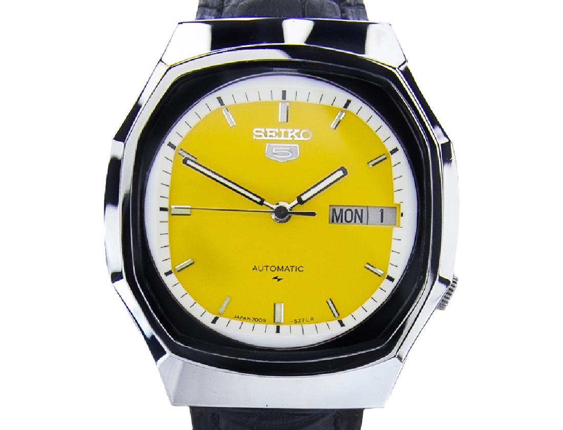 *Vintage Rare Seiko 5 Stainless Steel Automatic Watch: Gov. File: H-17885 *Vintage Rare Seiko 5 Stainless Steel Automatic Watch 70's Asset Type: Watch Shipping: $19.95