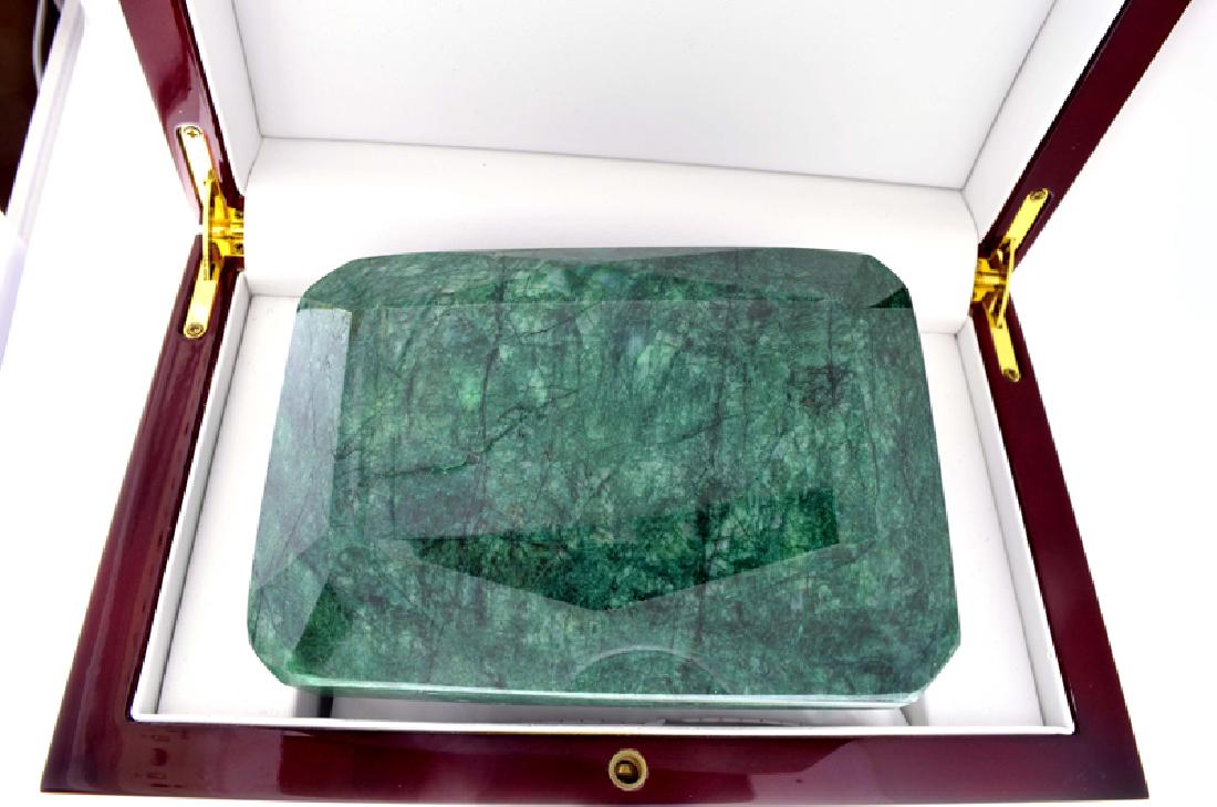 APP: 17.5k 5,395.00CT Emerald Cut Green Beryl Emerald: Gov. File: H-01577 5,395.00CT Emerald Cut Green Beryl Emerald Gemstone Retail Replacement Value: $17.5K Asset Type: Gemstone Shipping: $19.95