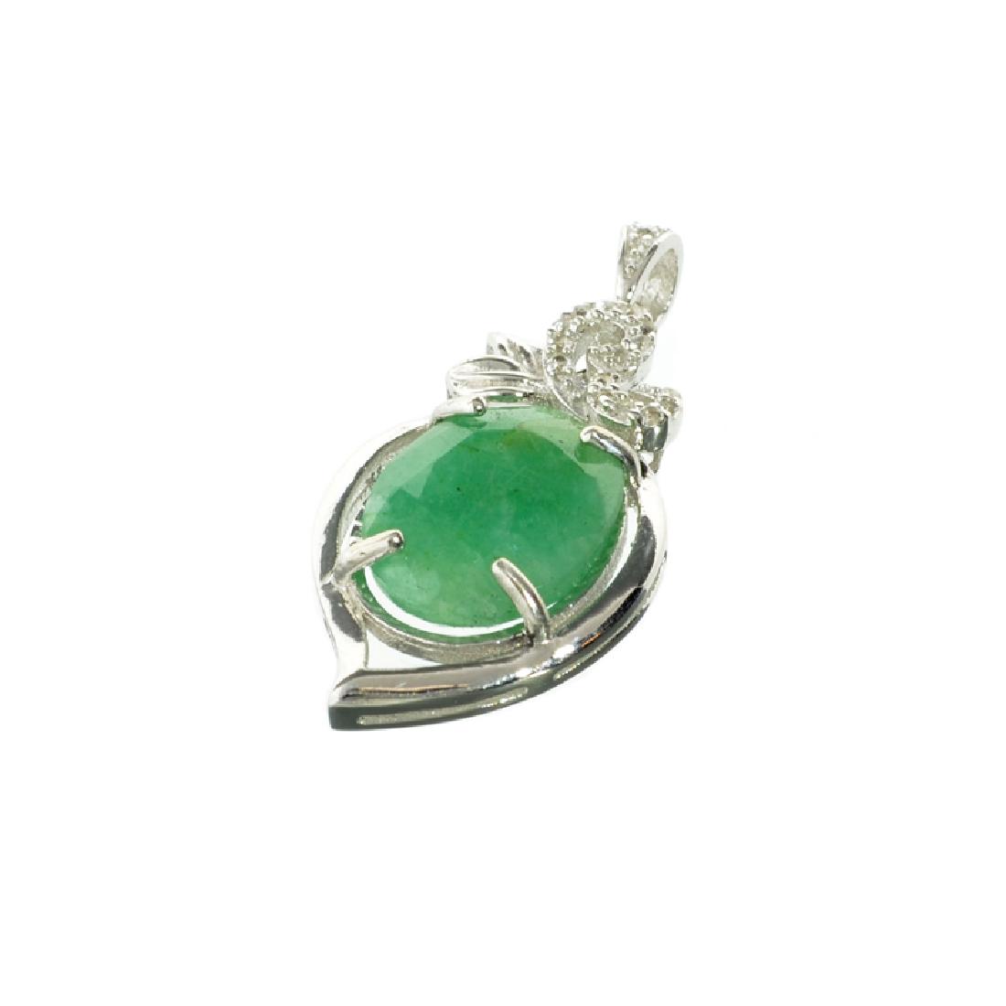 APP: 0.6k Fine Jewelry 7.00CT Oval Cut Green Beryl And: Gov. File: H-18783 Fine Jewelry 7.00CT Oval Cut Green Beryl And White Sapphire Over Sterling Silver Pendant Retail Replacement Value: $0.6K Asset Type: Pendant Shipping: $19.95