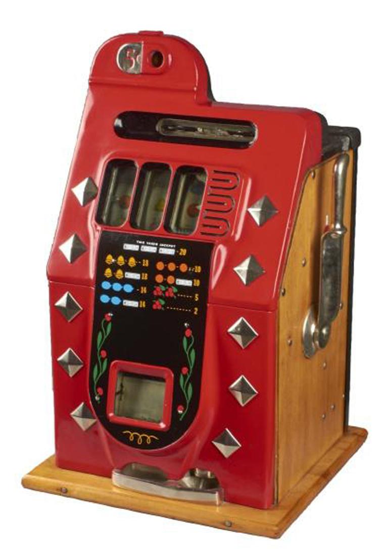 1931 Mills War Eagle Slot Machine