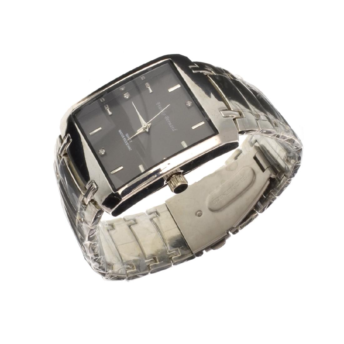 Very Elegant Design, Franko Bernard Mens Watch: Gov. File: H-33828 Very Elegant Design, Franko Bernard Mens Watch Asset Type: Watch Shipping: $19.95