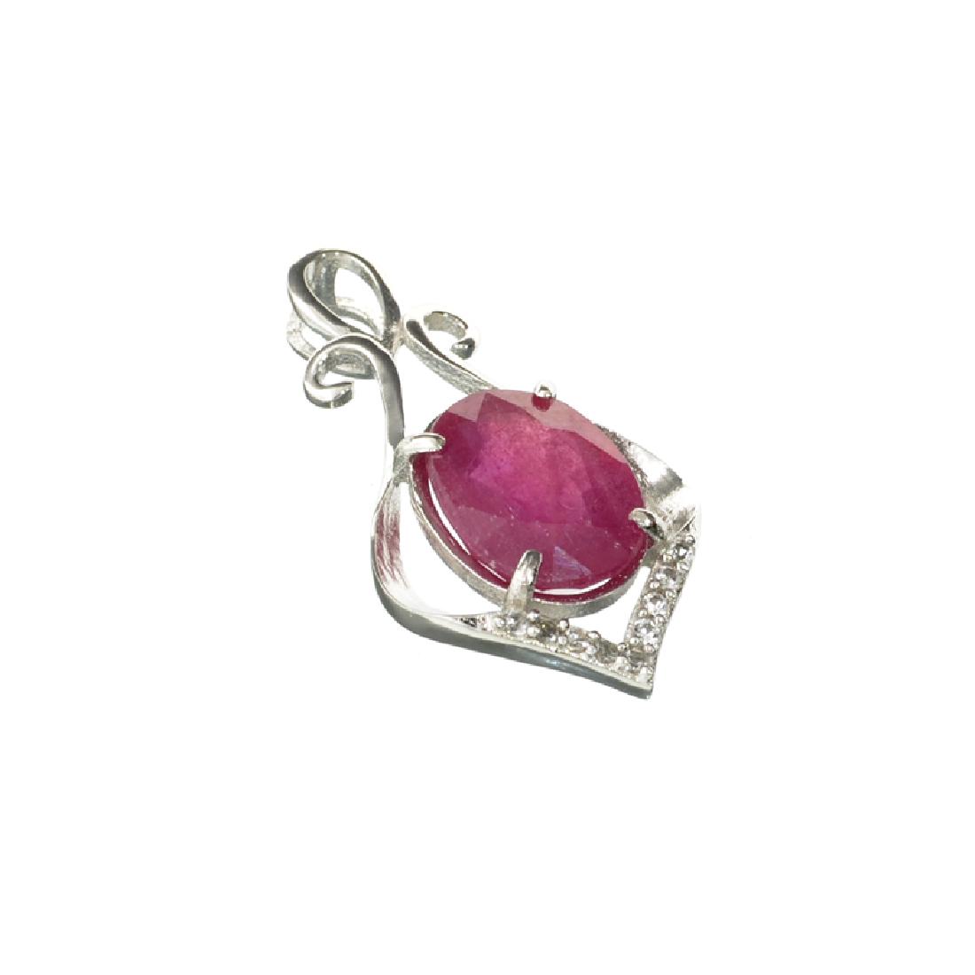 APP: 1.3k Fine Jewerly 4.00CT Oval Cut Ruby And White: Gov. File: H-17084 Fine Jewerly 4.00CT Oval Cut Ruby And White Sapphire Sterling Silver Pendant Retail Replacement Value: $1.3K Asset Type: Pendant Shipping: $19.95