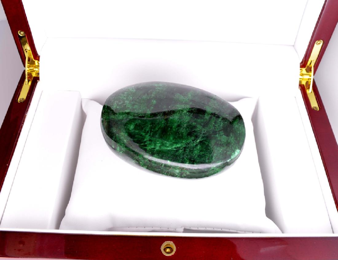 APP: 5.2k 1,042.00CT Oval Cut Cabochon Green Beryl: Gov. File: H-06924 1,042.00CT Oval Cut Cabochon Green Beryl Emerald Gemstone Retail Replacement Value: $5.2K Asset Type: Gemstone Shipping: $19.95