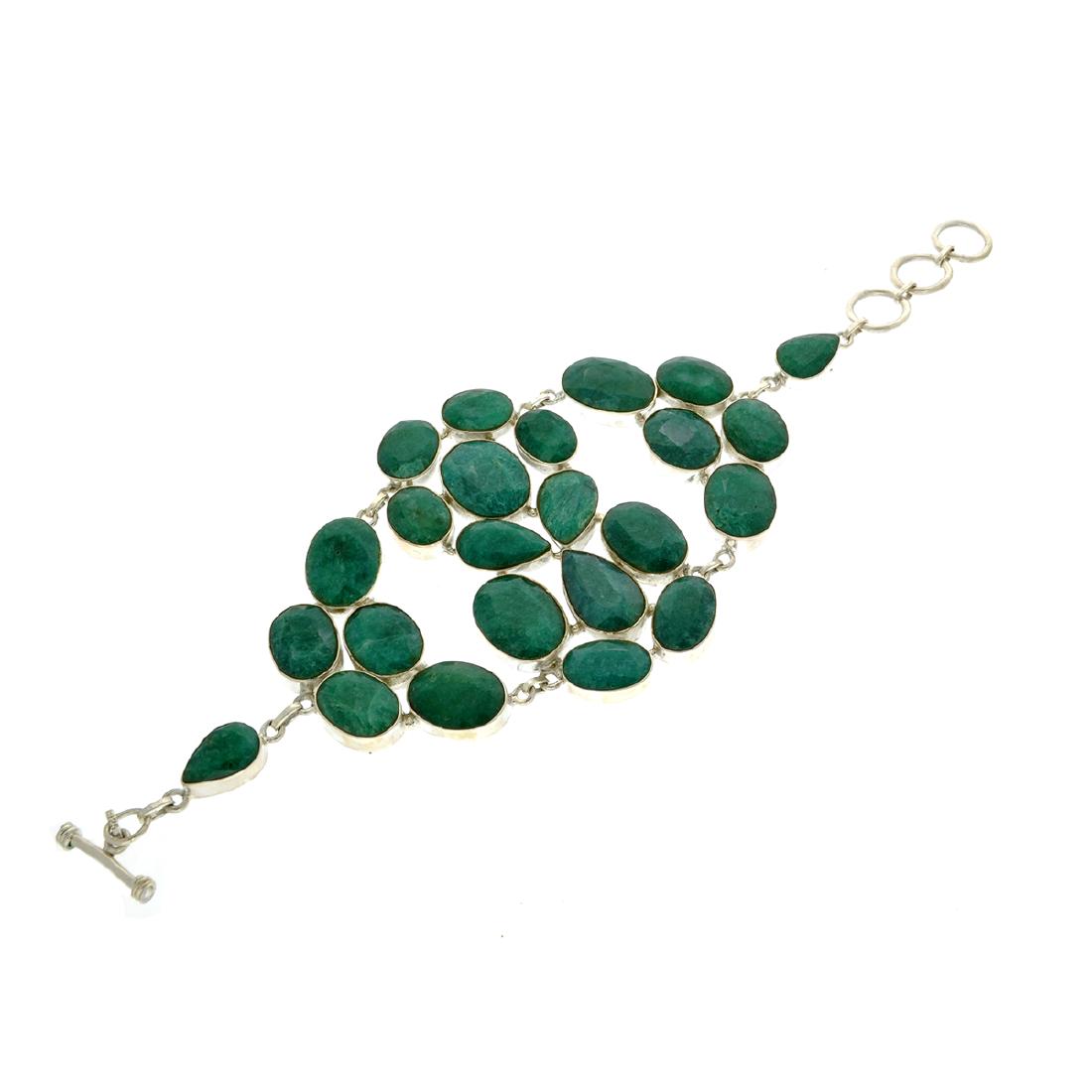 215.67CT Mixed Cut Green Beryl and Sterling Silver: Gov. File: 66835 215.67CT Mixed Cut Green Beryl and Sterling Silver Bracelet Retail Replacement Value: $16.3K Asset Type: Bracelet Shipping: $19.95