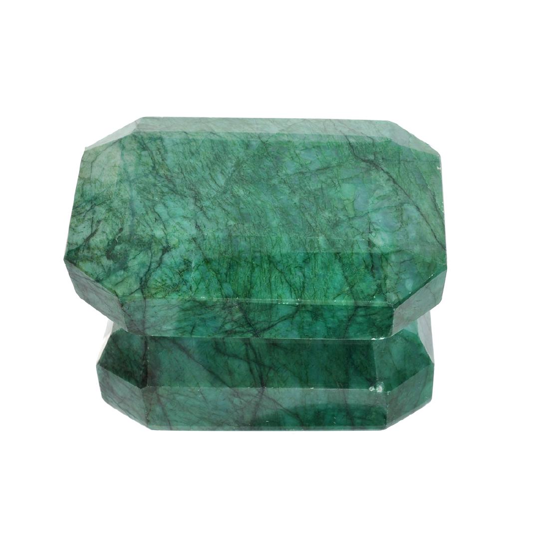 APP: 5k 2,017.65CT Rectangular Step Cut Green Beryl: Gov. File: H-38533 2,017.65CT Rectangular Step Cut Green Beryl Emerald Gemstone Retail Replacement Value: $5.0K Asset Type: Gemstone Shipping: $19.95