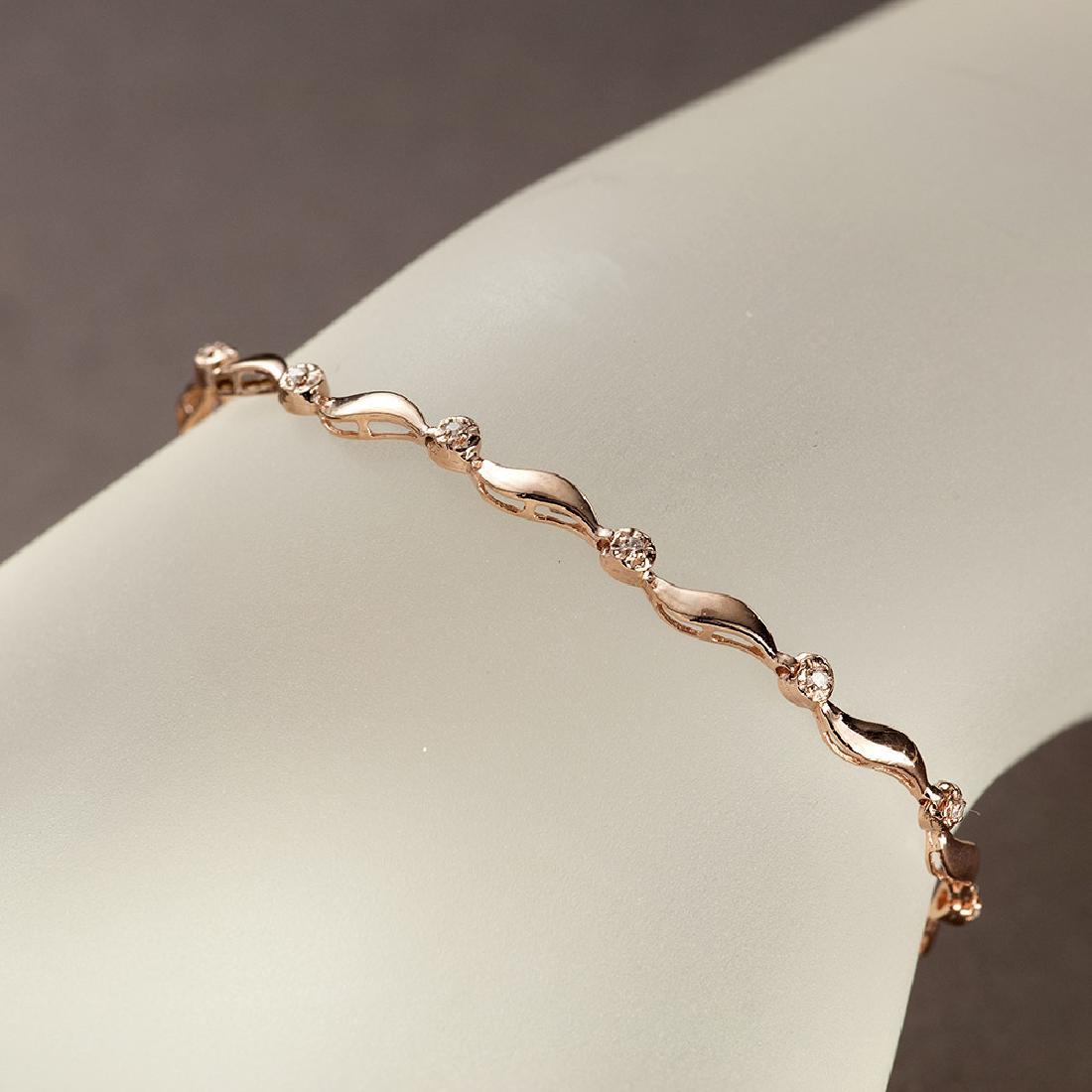 APP: 2.2k *Fine Jewelry 14KT Rose Gold, 0.15CT Round: Gov. File: H-47184 *Fine Jewelry 14KT Rose Gold, 0.15CT Round Brilliant Cut Diamond Bracelet (VGN A-306) (Vault V) Retail Replacement Value: $2.2K Asset Type: Bracelet Shipping: $19.95
