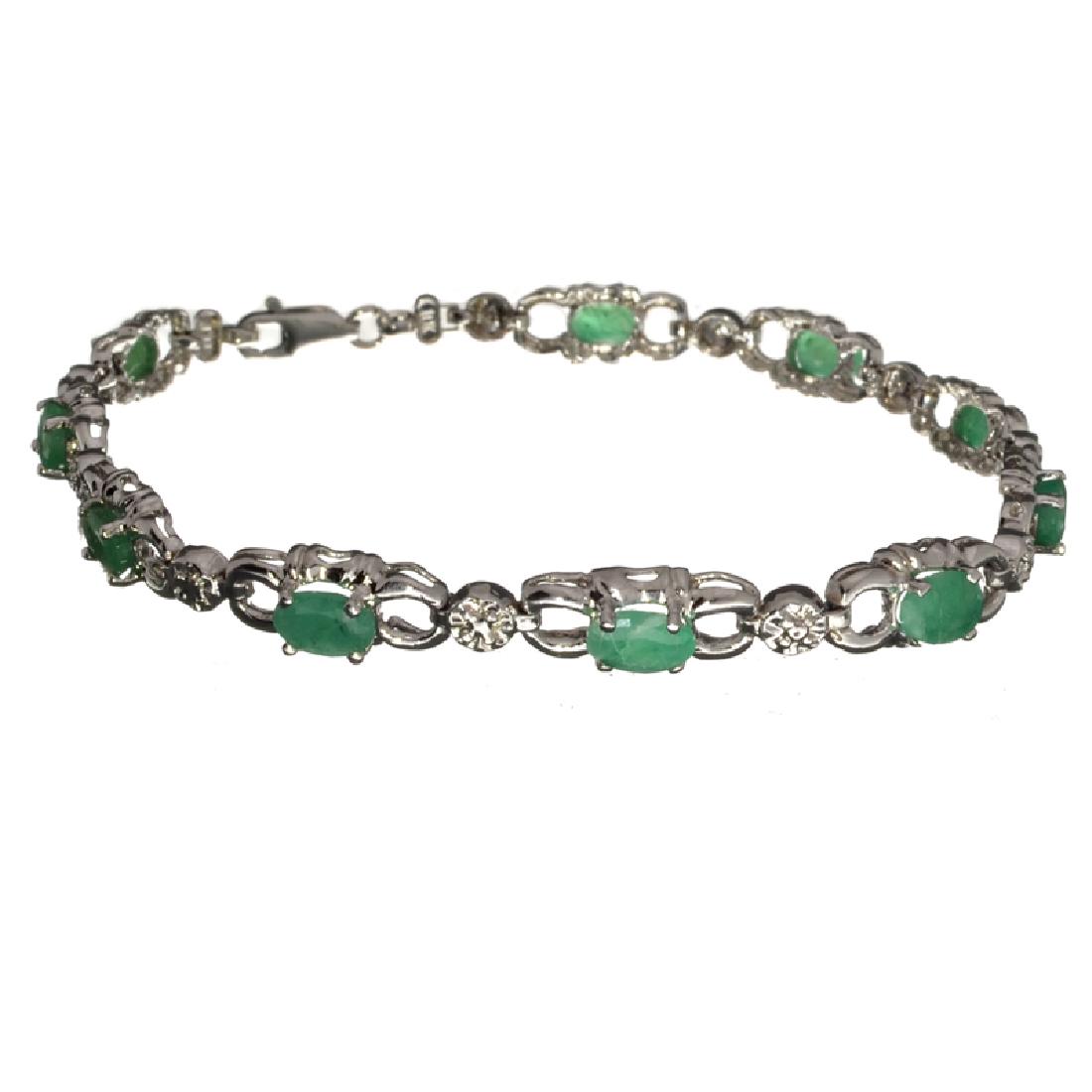 Fine Jewelry 4.15CT Oval Cut Green Beryl Emerald And: Gov. File: H-14917 Fine Jewelry 4.15CT Oval Cut Green Beryl Emerald And Platinum Over Sterling Silver Bracelet Retail Replacement Value: $8.6K Asset Type: Bracelet Shipping: $19.95