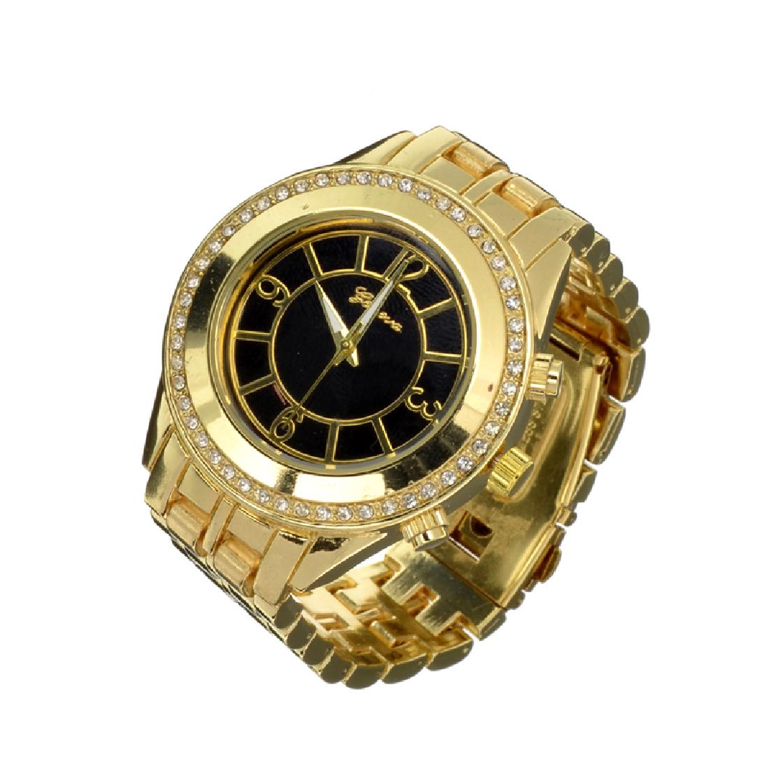 New Women's Geneva, Stainless Steel Back, Quartz: Gov. File: H-14371 New Women's Geneva, Stainless Steel Back, Quartz Movement Watch Asset Type: Watch Shipping: $19.95