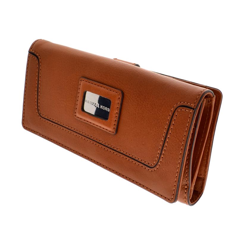 Brand New Michael Kors Brookville Luggage Carryall: Gov. File: T-13810 Brand New Michael Kors Brookville Luggage Carryall Leather Wallet Asset Type: Wallet Shipping: $29.95