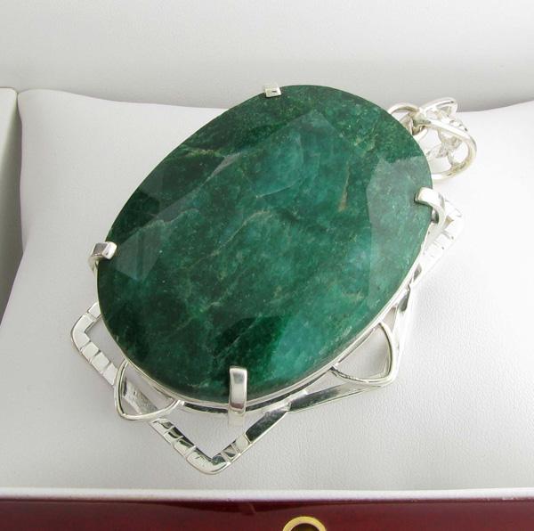 APP: 13.8k Fine Jewelry Designer Sebastian 328.20CT: Gov. File: K-01148 Fine Jewelry Designer Sebastian 328.20CT Oval Cut Emerald and Sterling Silver Pendant Retail Replacement Value:$13.7KAsset Type: Pendant Shipping: $19.95