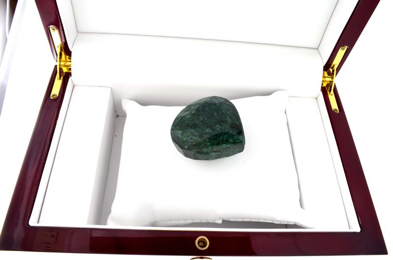 APP: 4.4k 276.00CT Pear Cut Green Beryl Emerald: Gov. File: H-03085 276.00CT Pear Cut Green Beryl Emerald Gemstone Retail Replacement Value: $4.4K Asset Type: Gemstone Shipping: $19.95