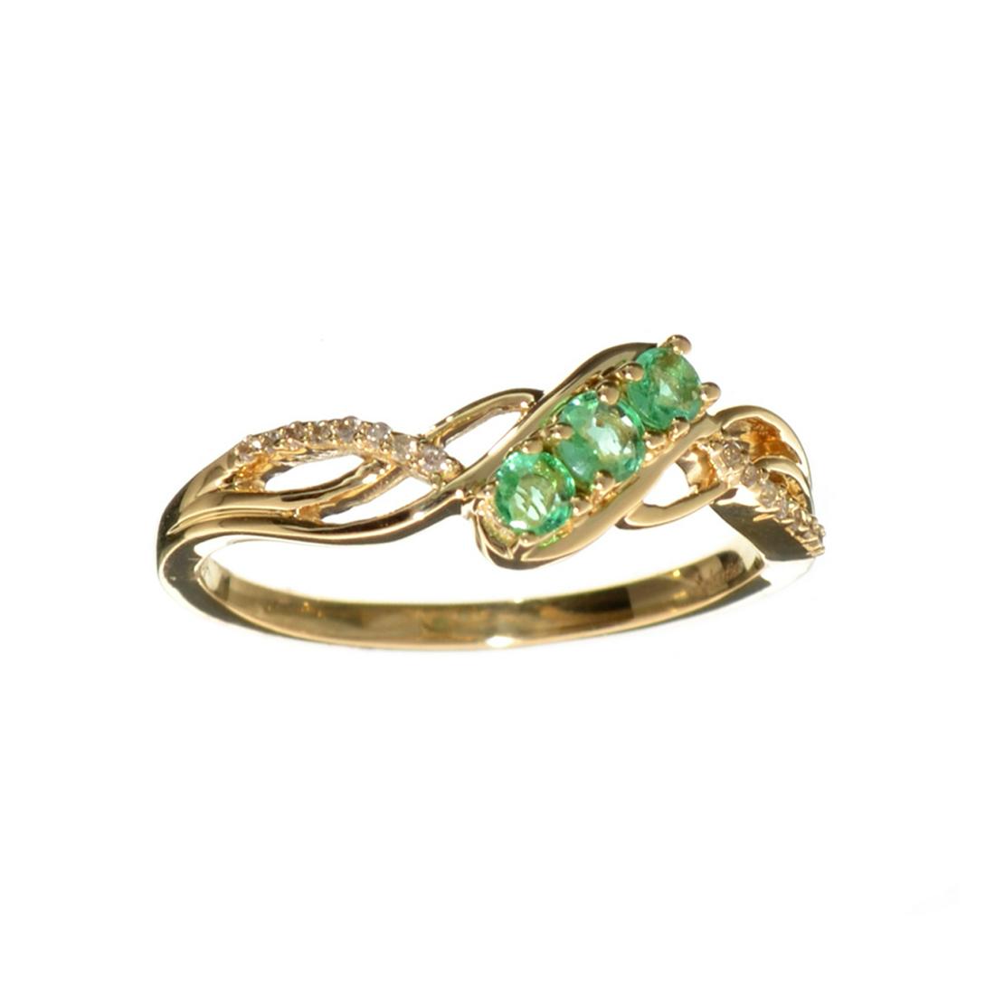 Designer Sebastian 14 KT Gold 0.35CT Emerald and 0.04CT: Gov. File: H-28603 Fine Jewelry, Designer Sebastian 14 kt Gold, 0.35CT Emerald and 0.04CT Round Brilliant Cut Diamond Ring Retail Replacement Value: $1.3K Asset Type: Ring Shipping: $19.95