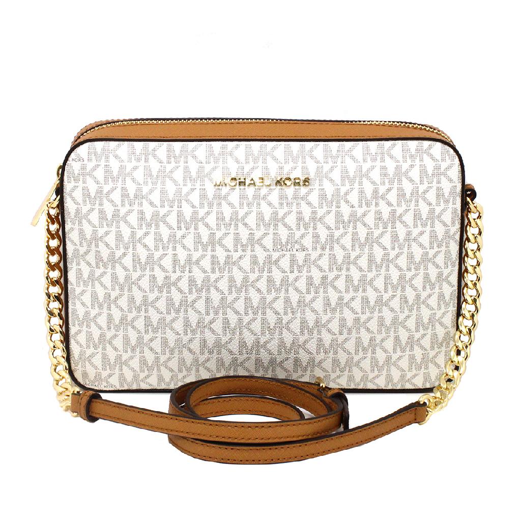 Gorgeous Brand New Never Used Vanilla W/Acorn Michael: Gov. File: T-17570 Gorgeous Brand New Never Used Vanilla W/Acorn Michael Kors Large East West Crossbody Tag Price $248.00 Asset Type: Michael Kors PursesShipping: $29.95