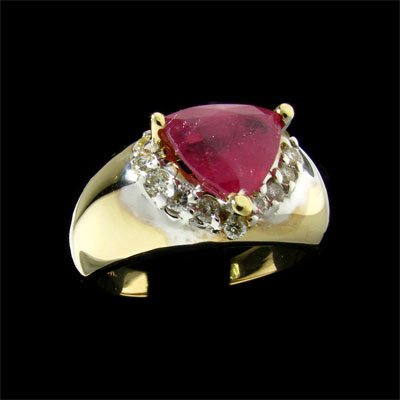 APP: $8k 14 kt. Gold, 2.80CT Ruby and 0.24CT Diamon