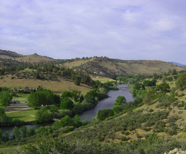 GOV: CA LAND, 2.65 AC. KLAMATH RIVER, STR SALE