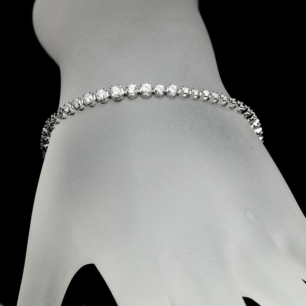 APP: 5.8k *Fine Jewelry 14KT. White Gold, Custom Made,: Gov. File: H-46534 *Fine Jewelry 14KT. White Gold, Custom Made, 2.00CT Round Brilliant Cut Diamond Bracelet (VGN A-36) (Vault V) Retail Replacement Value: $5.8K Asset Type: 14KT. Bracelet Shipping: $1