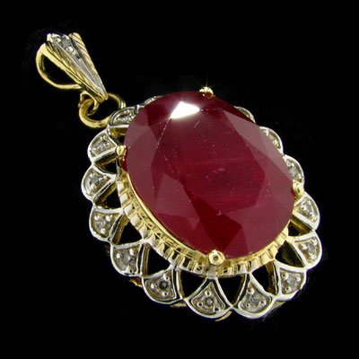 APP: 88.8k 14 kt. Gold, 29.47CT Ruby and Diamond
