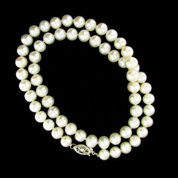 17" Freshwater Pearl Necklace-Long Strand