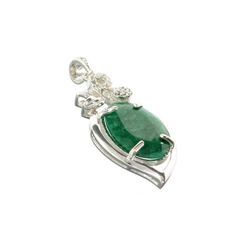 APP: 0.6k Fine Jewelry 5.70CT Oval Cut Green Beryl And: Gov. File: H-18793 Fine Jewelry 5.70CT Oval Cut Green Beryl And White Sapphire Over Sterling Silver Pendant Retail Replacement Value: $0.6K Asset Type: Sterling Silver Pendant Shipping: $19.95