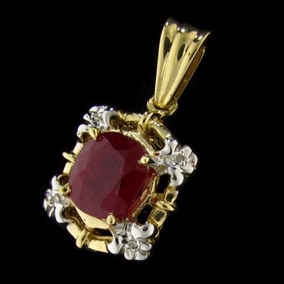 APP: 9.8k 14 kt. Gold, 4.40CT Ruby & Diamond Pendant
