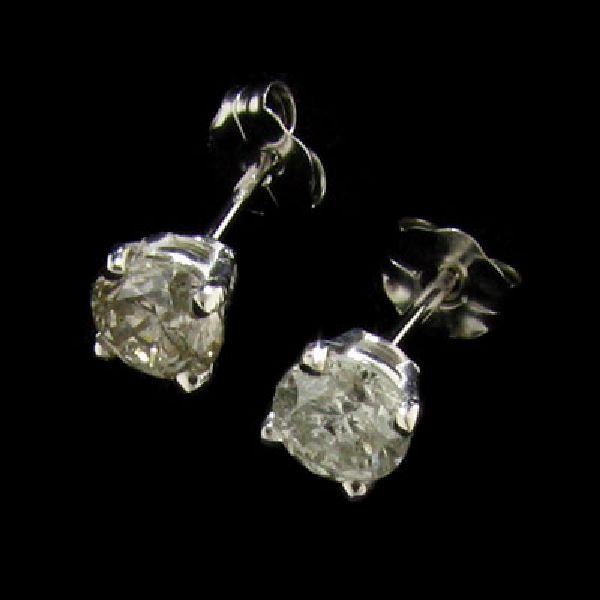 APP: $2.5k 14 kt. White Gold, 0.81CT Diamond Earrings
