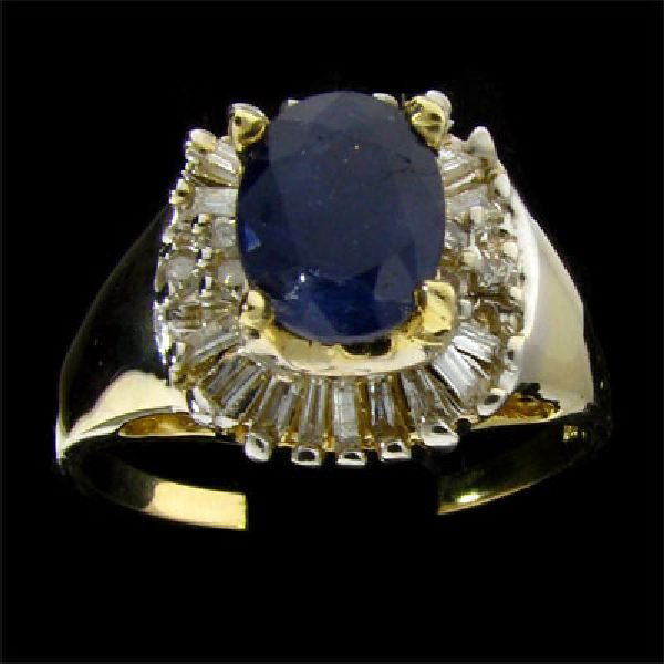 APP: $2.5k 14 kt. Gold, 1.69CT Sapphire & Diamond Ring