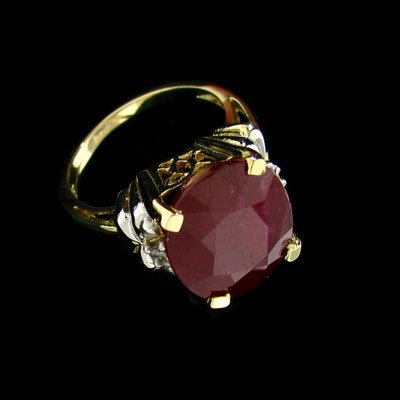 APP: $25.1k 18 kt. Gold, 9.25CT Ruby & Diamond Ring: 18 kt. Gold, 9.25CT Ruby and Diamond Ring - Thank you for viewing this Item. We hope that you are successful in your bidding. For over 30 years we have given the best possible customer service to our 