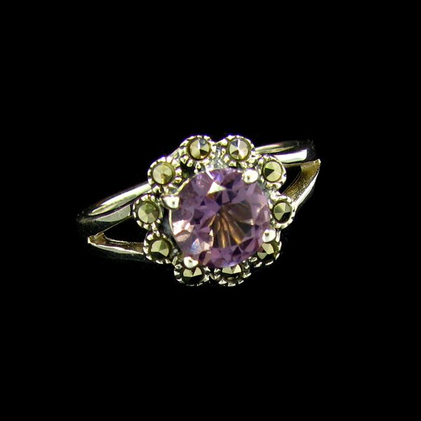 Amethyst Marcasite & Sterling Silver Ring: Amethyst Marcasite and Sterling Silver Ring - Thank you for viewing this Item. We hope that you are successful in your bidding. For over 30 years we have given the best possible customer service to ou