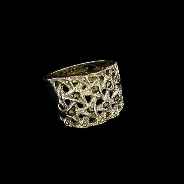 Marcasite & Sterling Silver Ring: Marcasite and Sterling Silver Ring - Thank you for viewing this Item. We hope that you are successful in your bidding. For over 30 years we have given the best possible customer service to our 1000's 