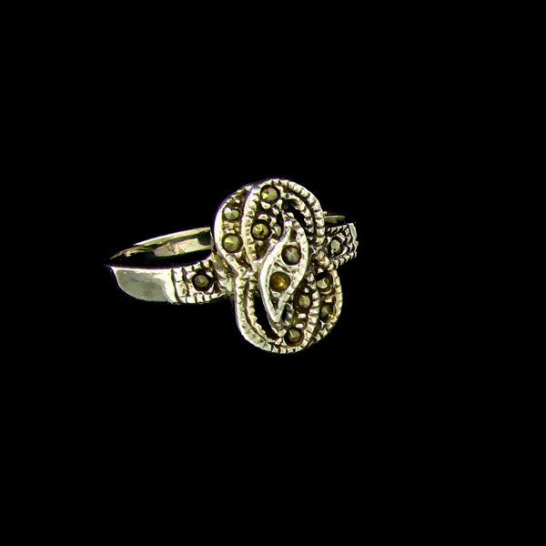 Marcasite & Sterling Silver Ring: Marcasite and Sterling Silver Ring - Thank you for viewing this Item. We hope that you are successful in your bidding. For over 30 years we have given the best possible customer service to our 1000's 