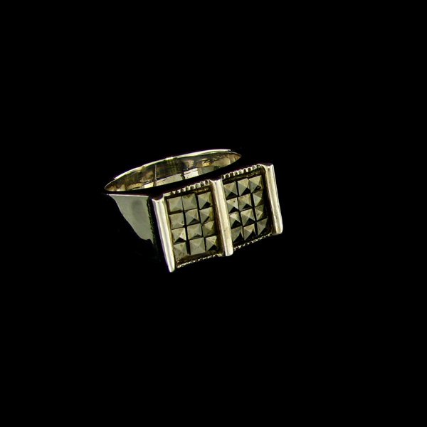 Marcasite & Sterling Silver Ring: Marcasite and Sterling Silver Ring - Thank you for viewing this Item. We hope that you are successful in your bidding. For over 30 years we have given the best possible customer service to our 1000's 