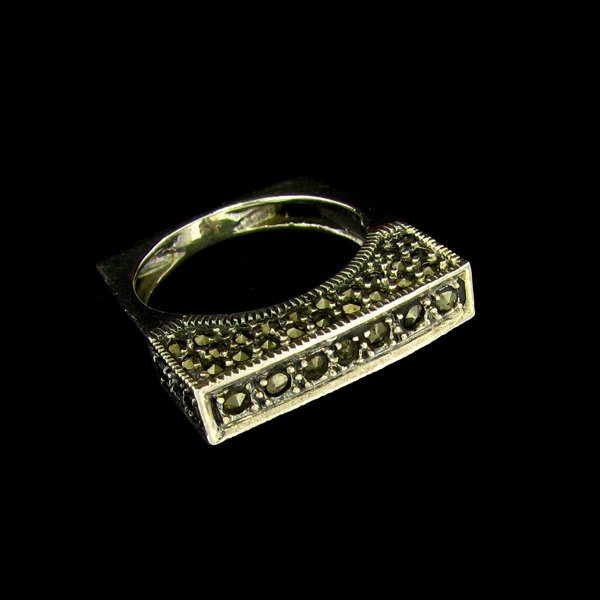 Marcasite & Sterling Silver Ring: Marcasite and Sterling Silver Ring - Thank you for viewing this Item. We hope that you are successful in your bidding. For over 30 years we have given the best possible customer service to our 1000's 