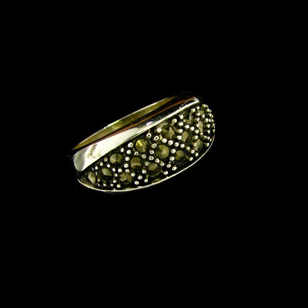 Marcasite & Sterling Silver Ring: Marcasite and Sterling Silver Ring - Thank you for viewing this Item. We hope that you are successful in your bidding. For over 30 years we have given the best possible customer service to our 1000's 
