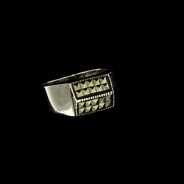 Marcasite & Sterling Silver Ring: Marcasite and Sterling Silver Ring - Thank you for viewing this Item. We hope that you are successful in your bidding. For over 30 years we have given the best possible customer service to our 1000's 