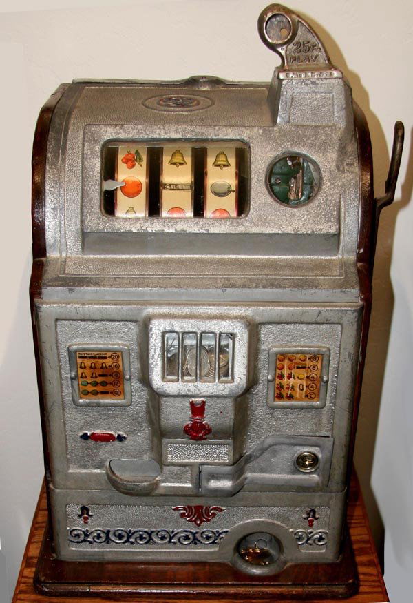 Slot Machine-Watling 1920's Original: Slot Machine - Watling 1920's Original - Thank you for viewing this Item. We hope that you are suc