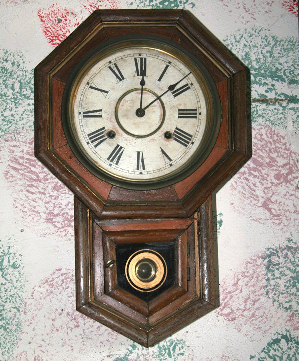 Antique Regulator Clock - Circa 1905: Antique Regulator Clock - Circa 1905 - Thank you for viewing this Item. We hope that you are successful in your bidding. For over 30 years we have given the best possible customer service to our 1000'