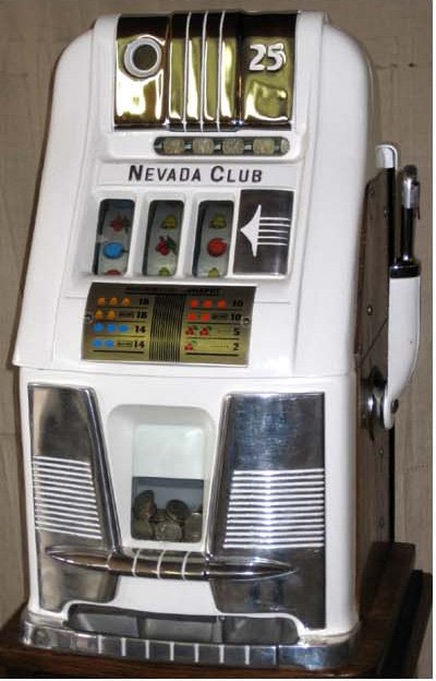 Nevada Club Slot Machine on Oak Base: Nevada Club Slot Machine with Base- Thank you for viewing this Item. We hope that you are successful in your bidding. For over 30 years we have given the best possible customer service to our 1000's o