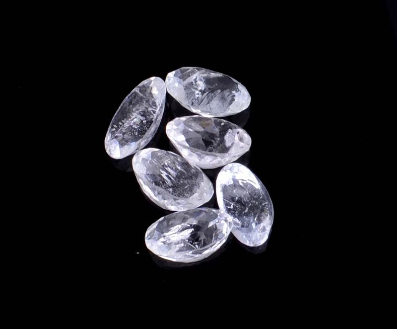 APP: 1k 20.00CT Oval Cut Goshenite Beryl Parcel: Gov. File: H-03681 20.00CT Oval Cut Goshenite Beryl Parcel Retail Replacement Value: $1.0K Asset Type: Goshenite Parcel Shipping: $19.95