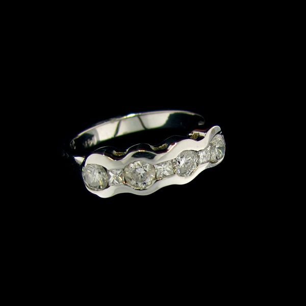 APP: 4.8k 14 kt. White Gold, 0.75CT Diamond Ring: 14 kt. White Gold, 0.75CT Diamond Ring - Appraisal Value: $4.8K - Bid with utmost confidence from GAA. We have been in business for over 35 years, and pride ourselves on perfect customer service. For 