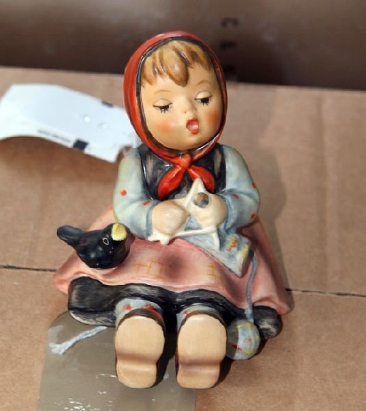 German Hummel Statue-Rare: German Hummel Stature-Rare-Thank you for viewing this Item. We hope that you are successful in your bidding. For over 30 years we have given the best possible customer service to our 1000's of repeat